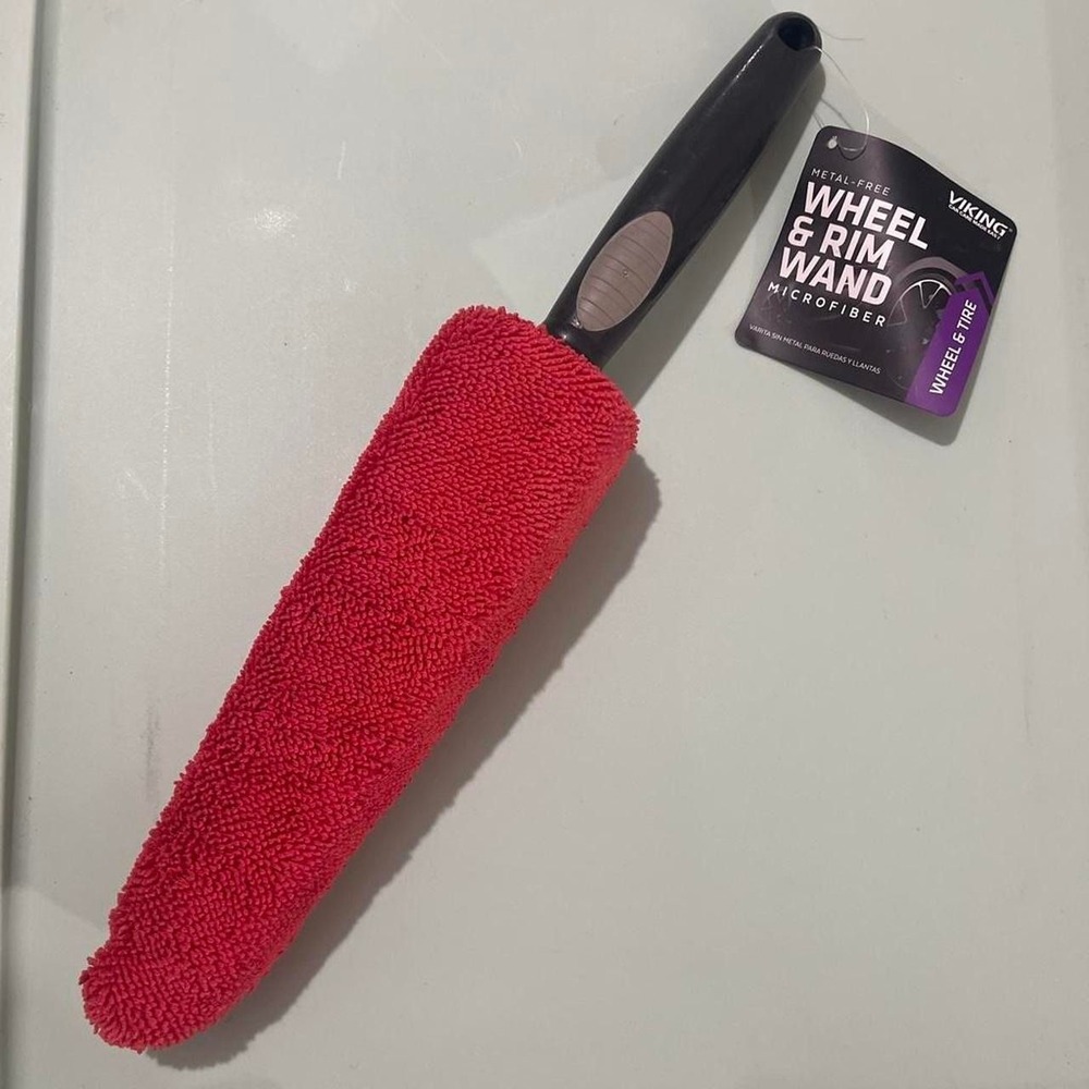 Viking Wheel and Rim Cleaning Microfiber Wand new with Tags